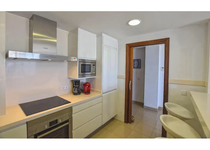 Harborfront Escape In Mallorca Apartman *